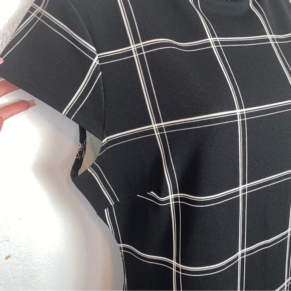 H&M Black and white Crepe midi dress - Picture 2 of 8